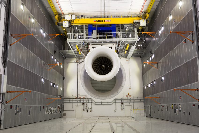 ROLLS-ROYCE, dünyanın en büyük ve en akıllı kapalı alan havacılık test tesisini resmi olarak kullanıma açtı