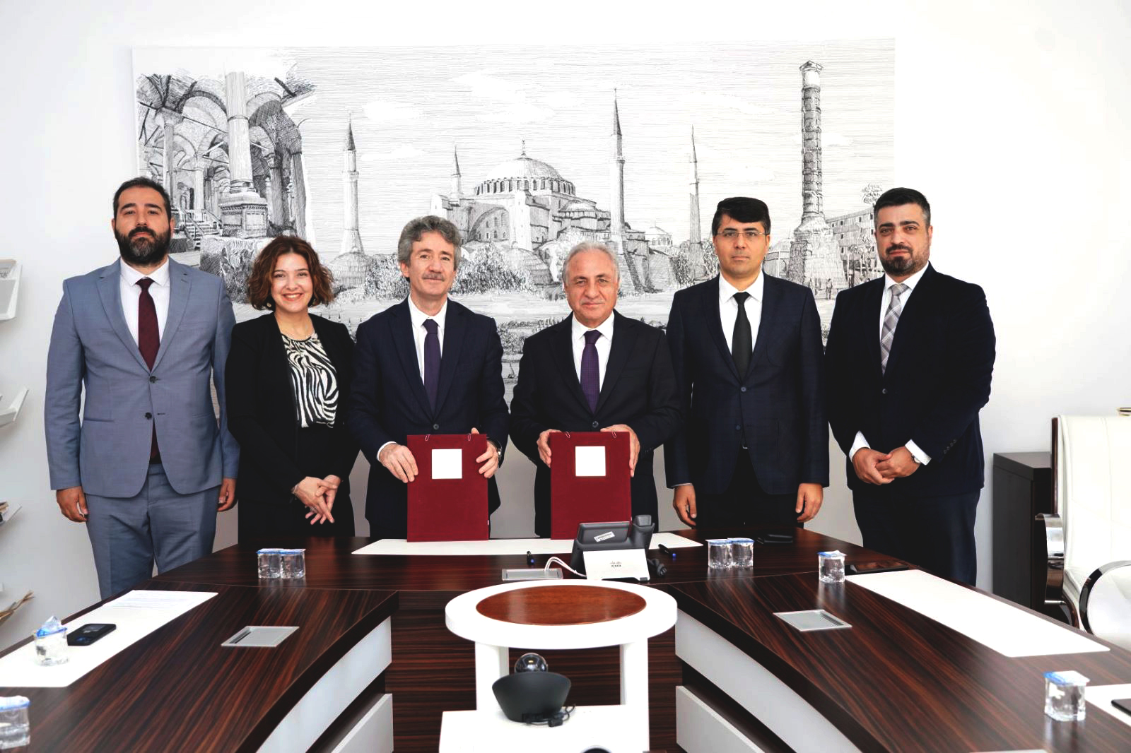 1667466825_20221103_CK_Enerji_Bo__azi__i_Elektrik_Enerji_Okur_Yazarl_______Projesi