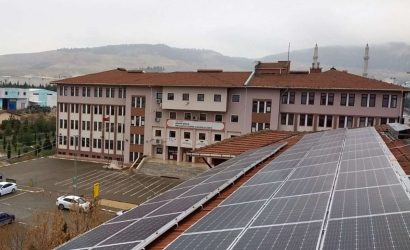 adiyaman-da-okullar-kendi-elektriklerini-kendileri-uretecek