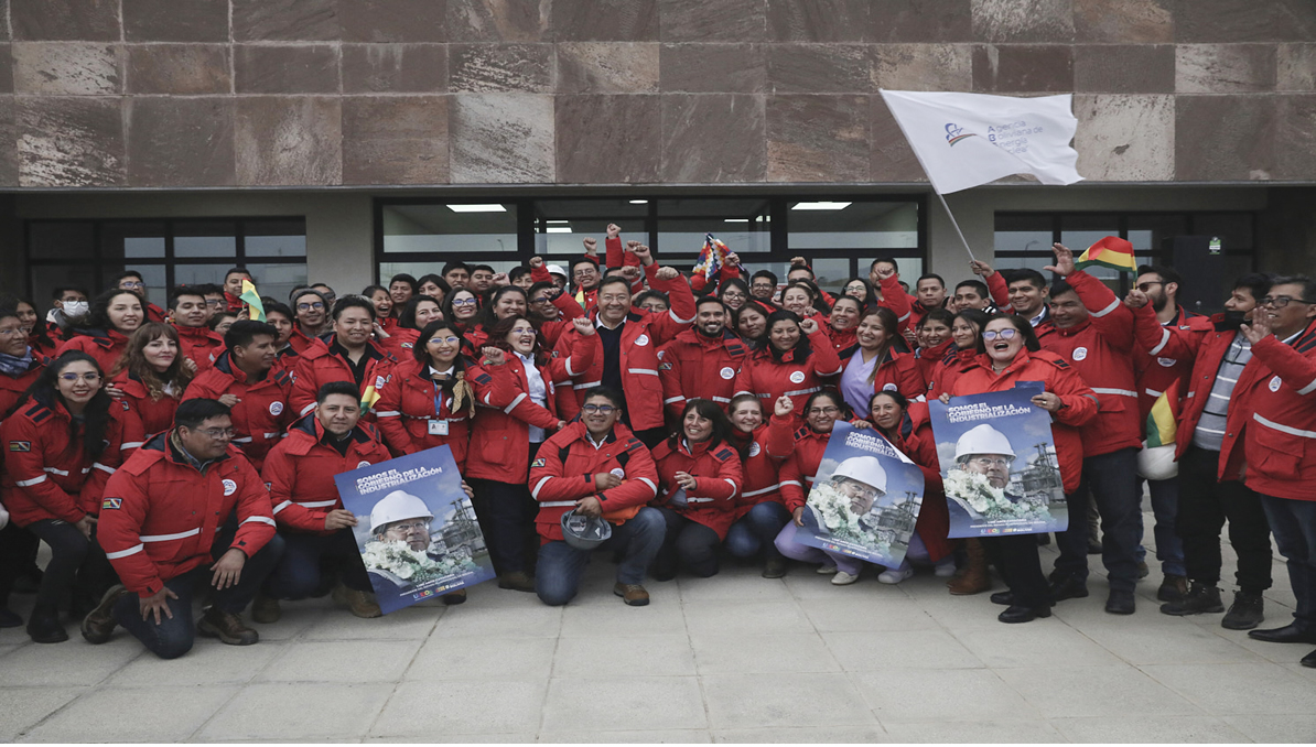 Bolivya, Çok Amaçlı Işınlama Merkezi ve Araştırma Reaktörü Gemisi İçin Tören Düzenlendi