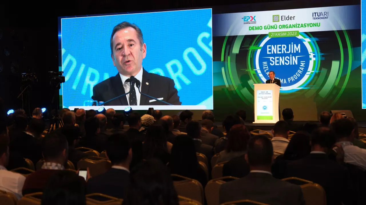 enerji_sektorune_enerji_verecek_yeni_projeler_800_bin_tllik_elder_ozel_odulunu_aldi_1700592129_0137