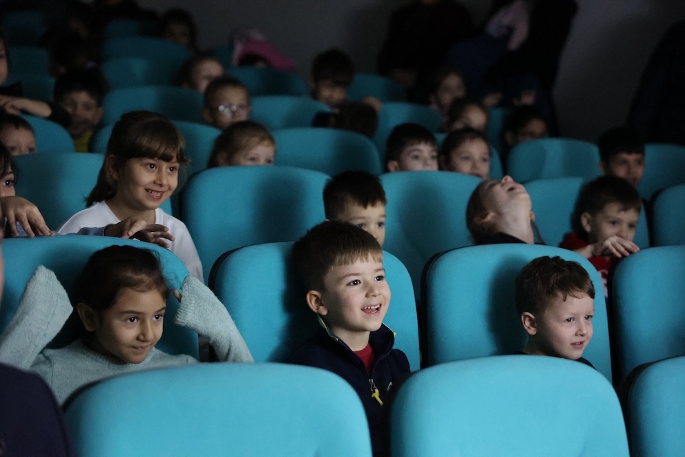 1704962183_Karag__z_Hacivat_ile_Enerji_Tasarrufu_G__sterisi_g__rseli_1