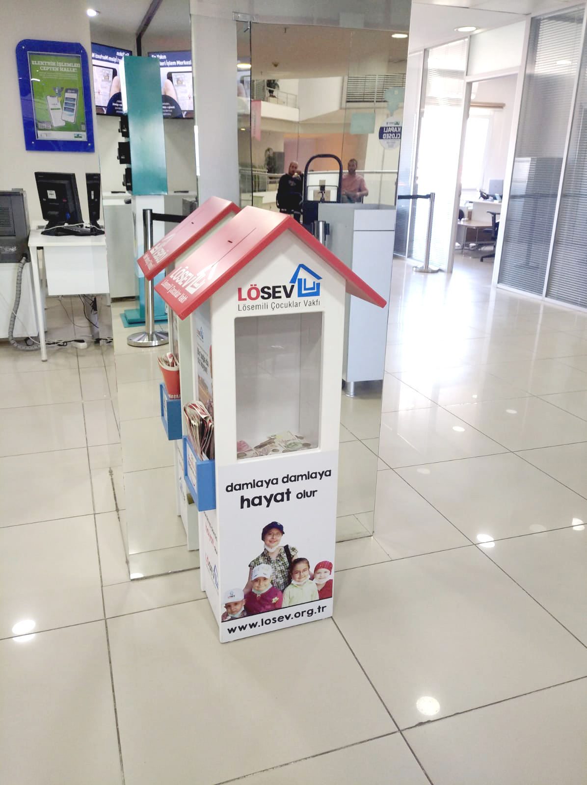 Elektrik faturaları, lösemili çocukların tedavilerine yardım için aracı oldu