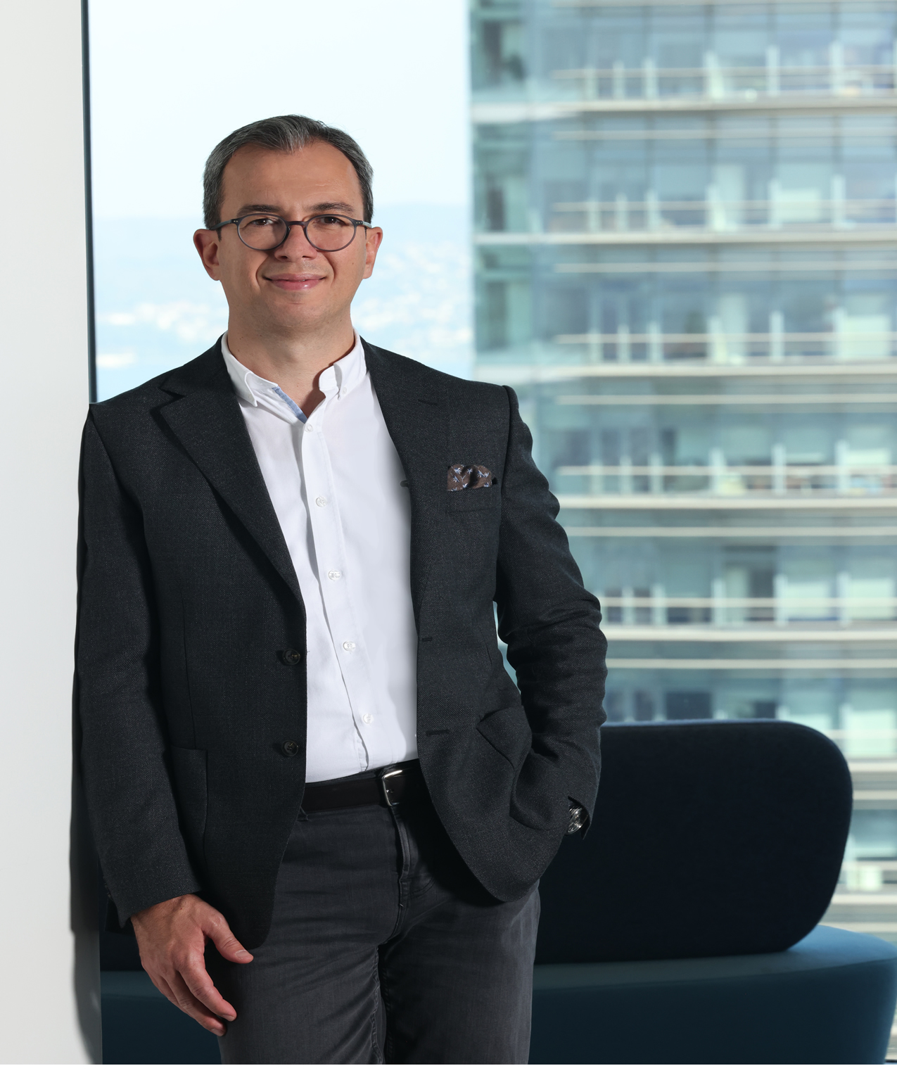 Zorlu_Burak_Aydın