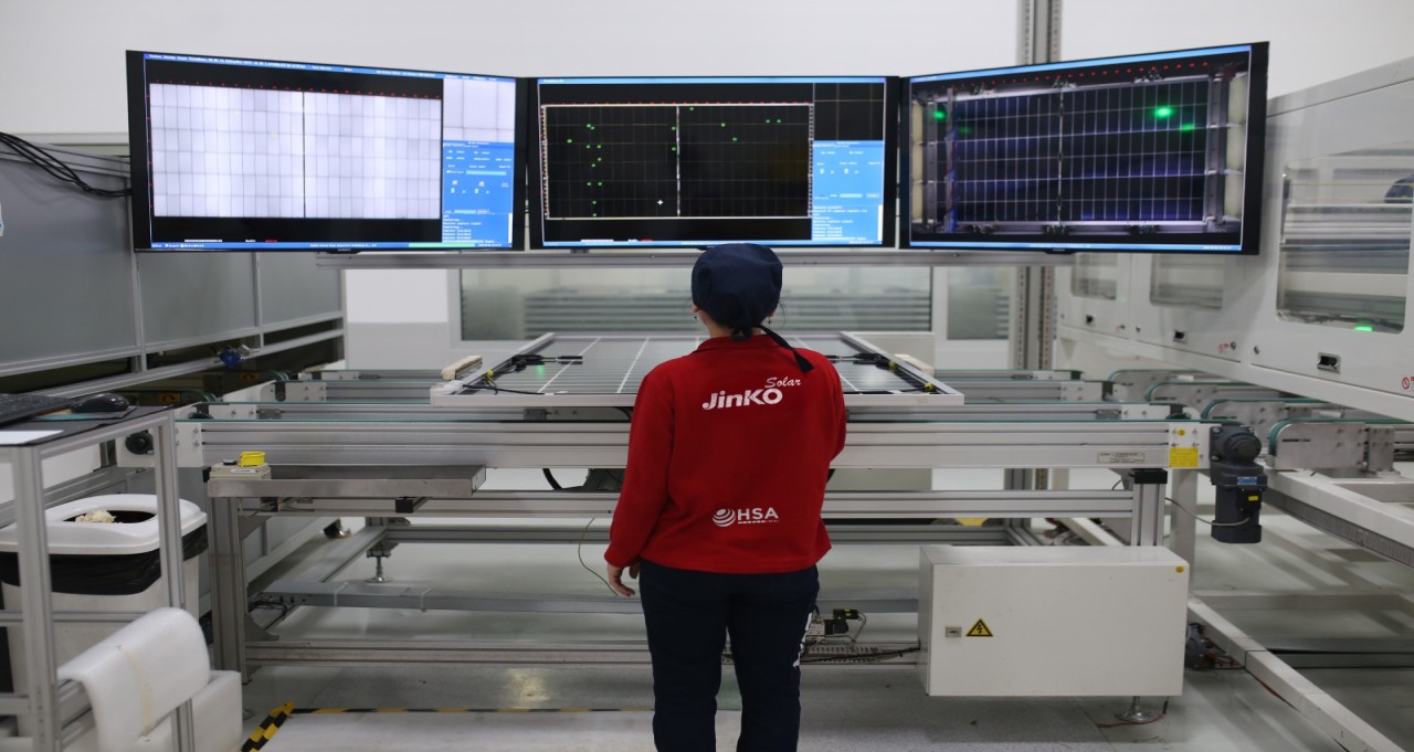 Jinko Solar ve HSA Enerji’den Türkiye’de Yerli Güneş Paneli Üretimi