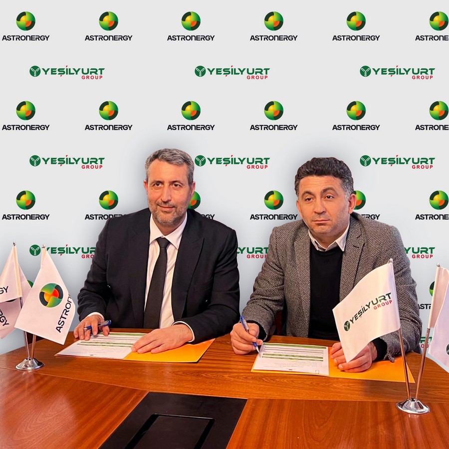 Yeşilyurt Group ile Astronergy Arasında Güneş Paneli Tedarik Anlaşması