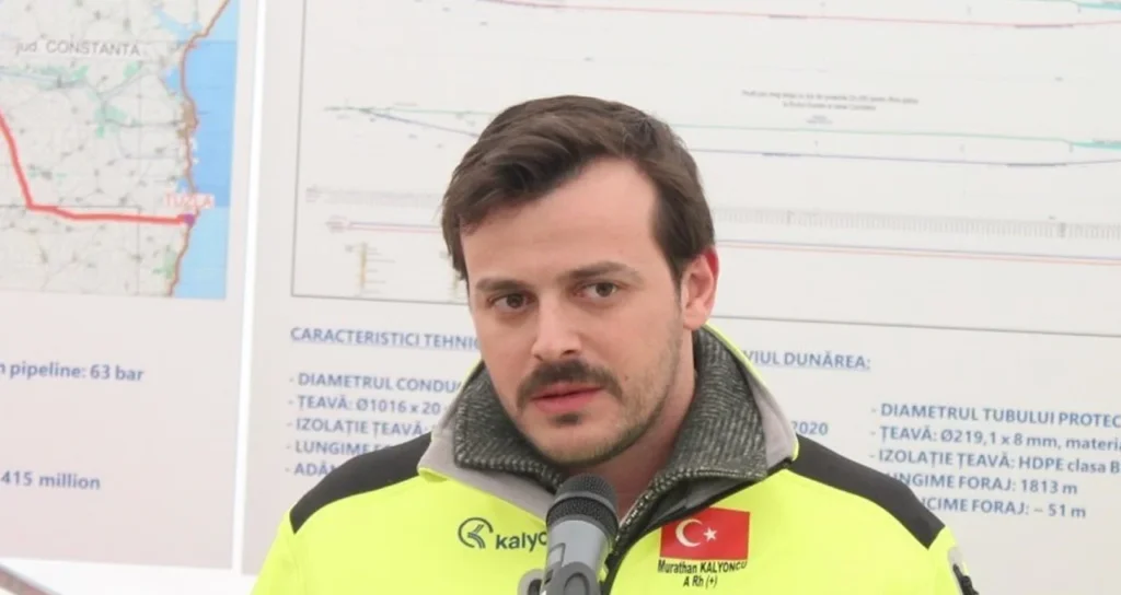 Kalyon_holding_Murathan_Kalyoncu