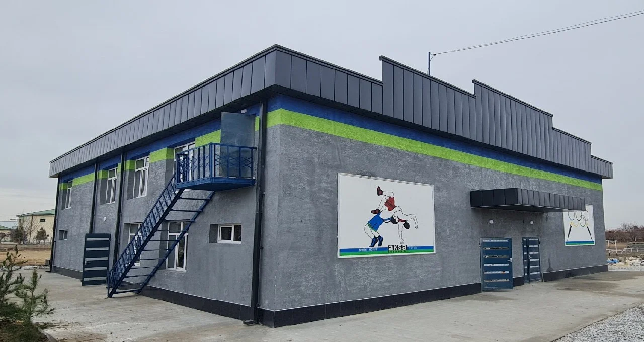 Aksa Enerji Özbekistan da Spor Salonunu Yeniledi