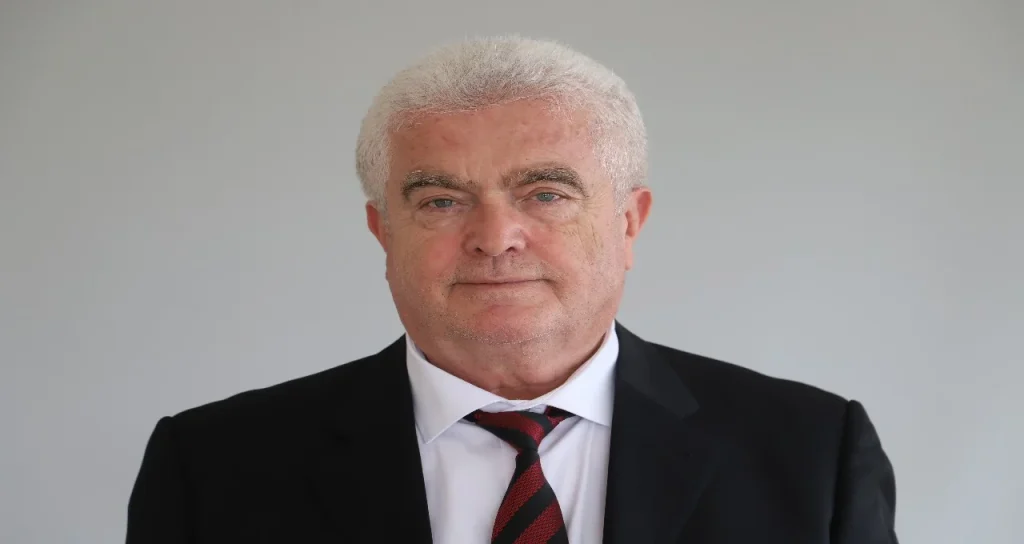 Prof._Dr._Mustafa_KARA