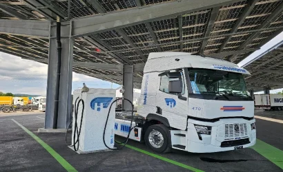 Renault_Trucks_x_Hugelshofer