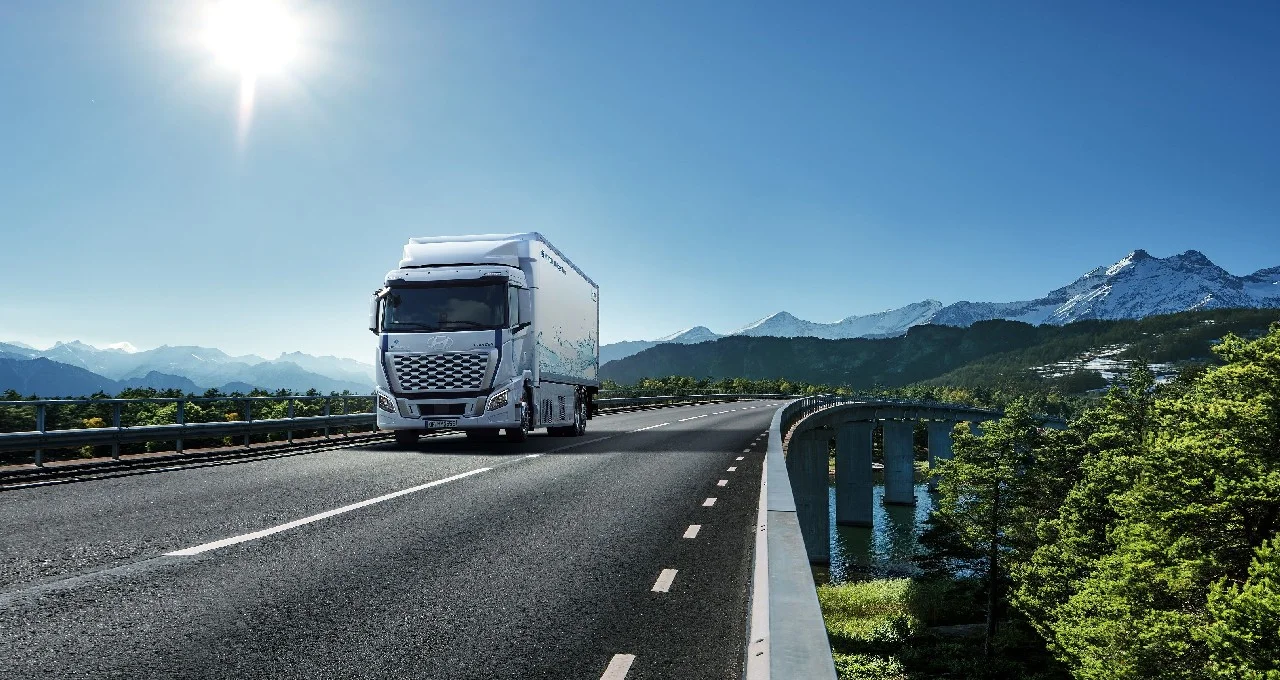 Hyundai nin Hidrojen Kamyonları Temiz Lojistikte Yeni Bir Dönem Açıyor