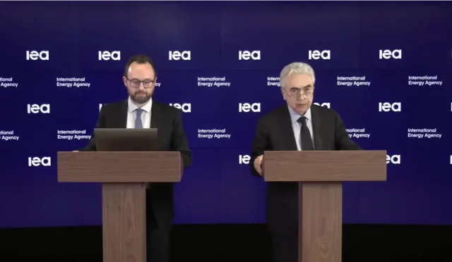 IEA Ülkeleri Piyasayı Rahatlatmak İçin Acil Petrol Stoklarını Devreye Alıyor