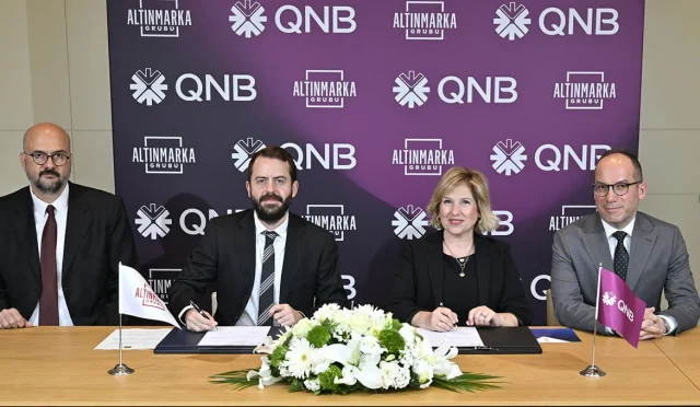 QNB_altinmarka_imza_toreni_2204
