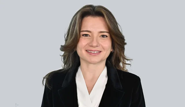 Zorlu_Elif_Yener