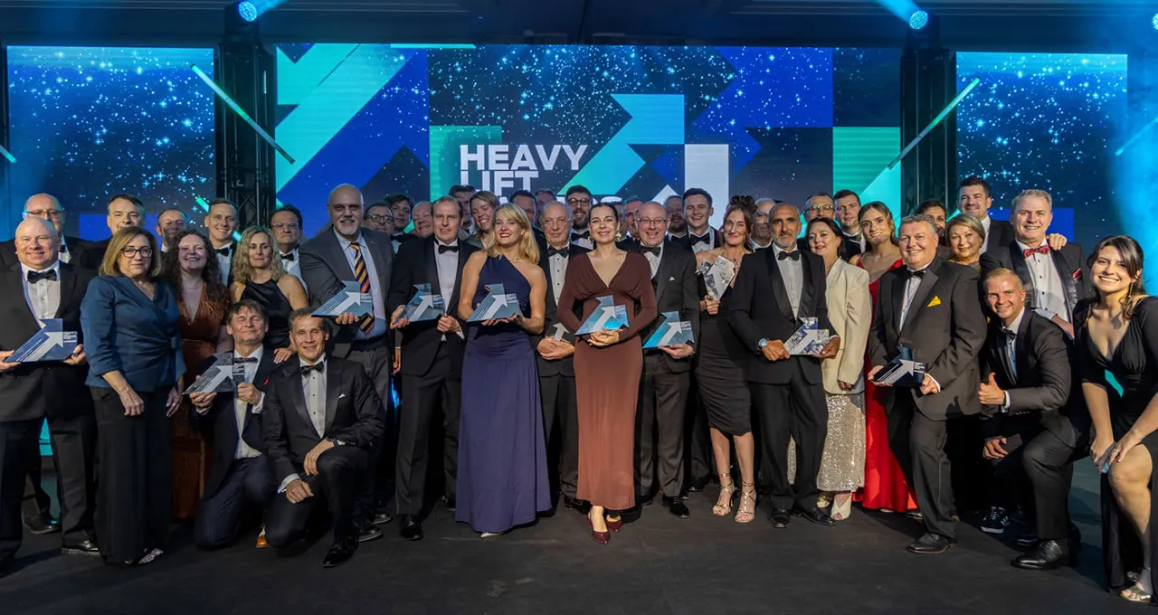 Hareket, Global Arenada “Güvenlik ve Eğitim” Alanındaki Başarısını Heavy Lift Awards ile Taçlandırdı (2)